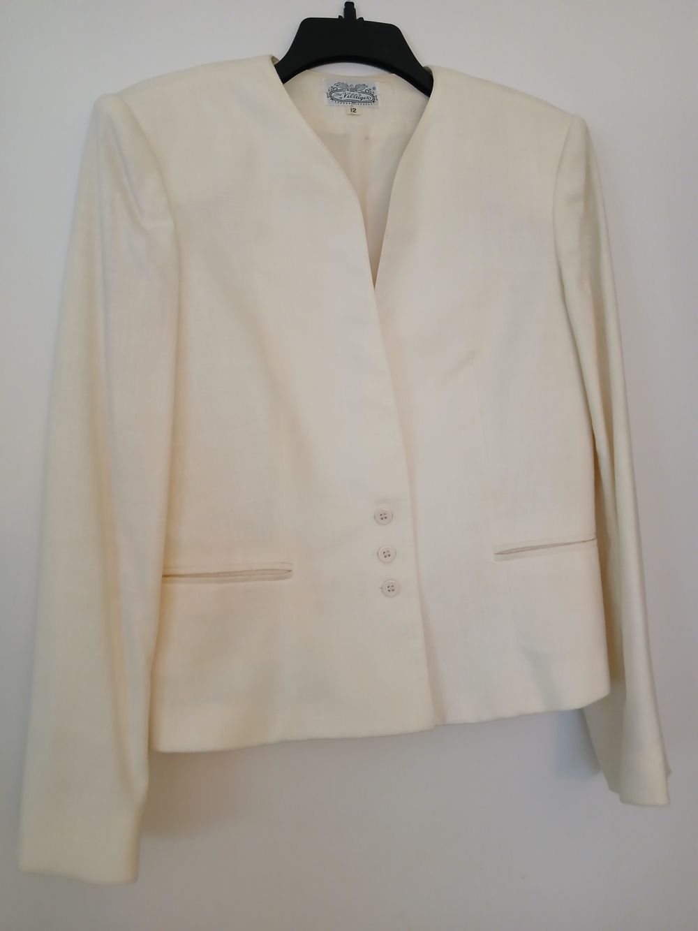 Women's Cream Collarless Tailored Blazer
